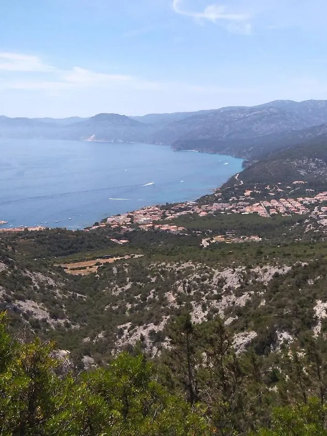 5 Min Front The Beach - Cala Luna House Cala Gonone Italia